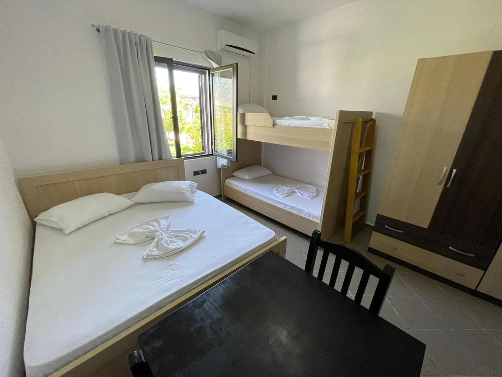 Ferienwohnung Karaburun Sunset Beach Orikum Zimmer foto